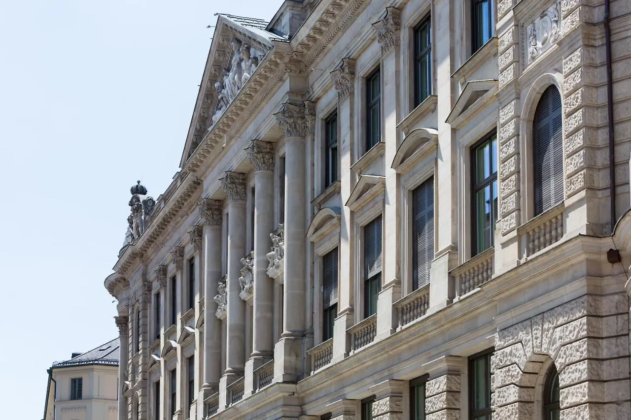 Rosewood Munich Otel